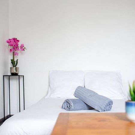 T2 Rangueil - Terrasse + 2 Parkings - 4 Personnes Apartment ตูลูส ภายนอก รูปภาพ